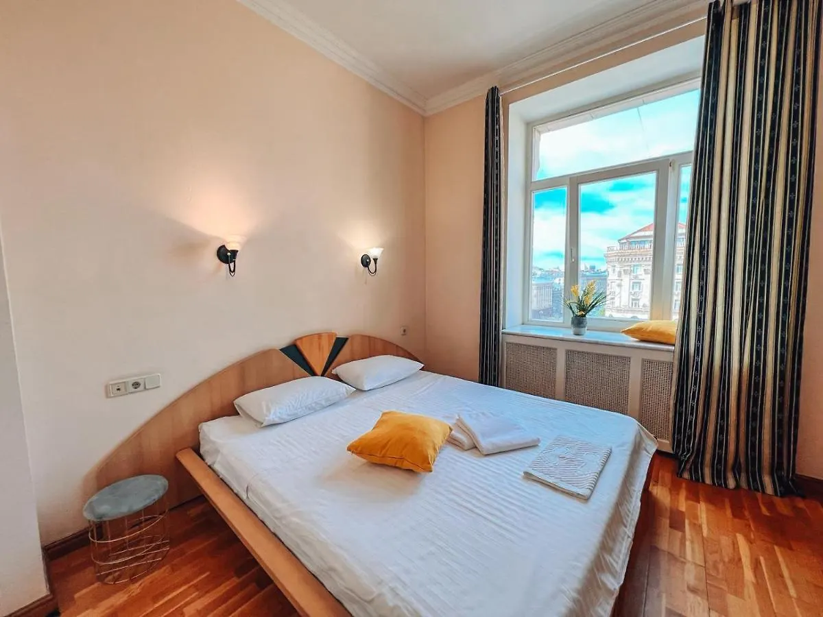 Apartments Rentals Ukraine On Kreshchatik Киев 0*,