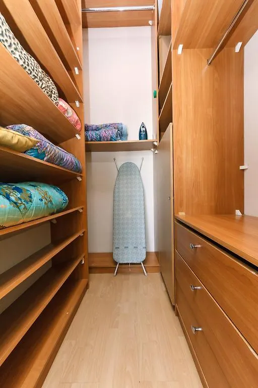 Apartments Rentals Ukraine On Kreshchatik Киев 0*,  Украина