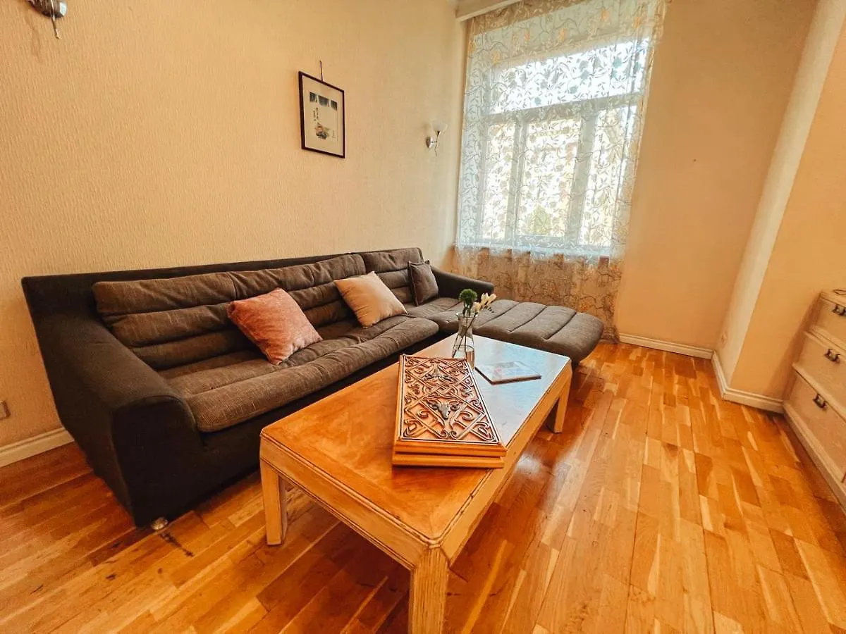 Apartments Rentals Ukraine On Kreshchatik Kyiv